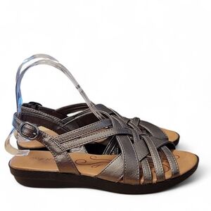 Easy Street "Jasmine" Metallic Sandals Size 7M